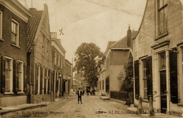 Historische wandeling door Alblasserdam